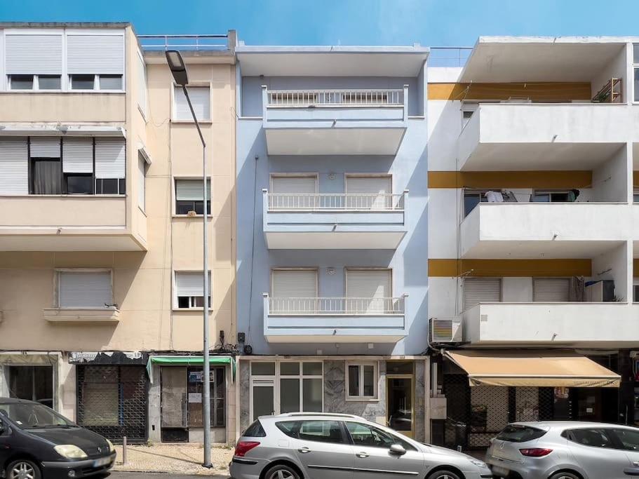 Olaias Lisbon 2 Bed Near Metro 2 Apartment Exterior foto